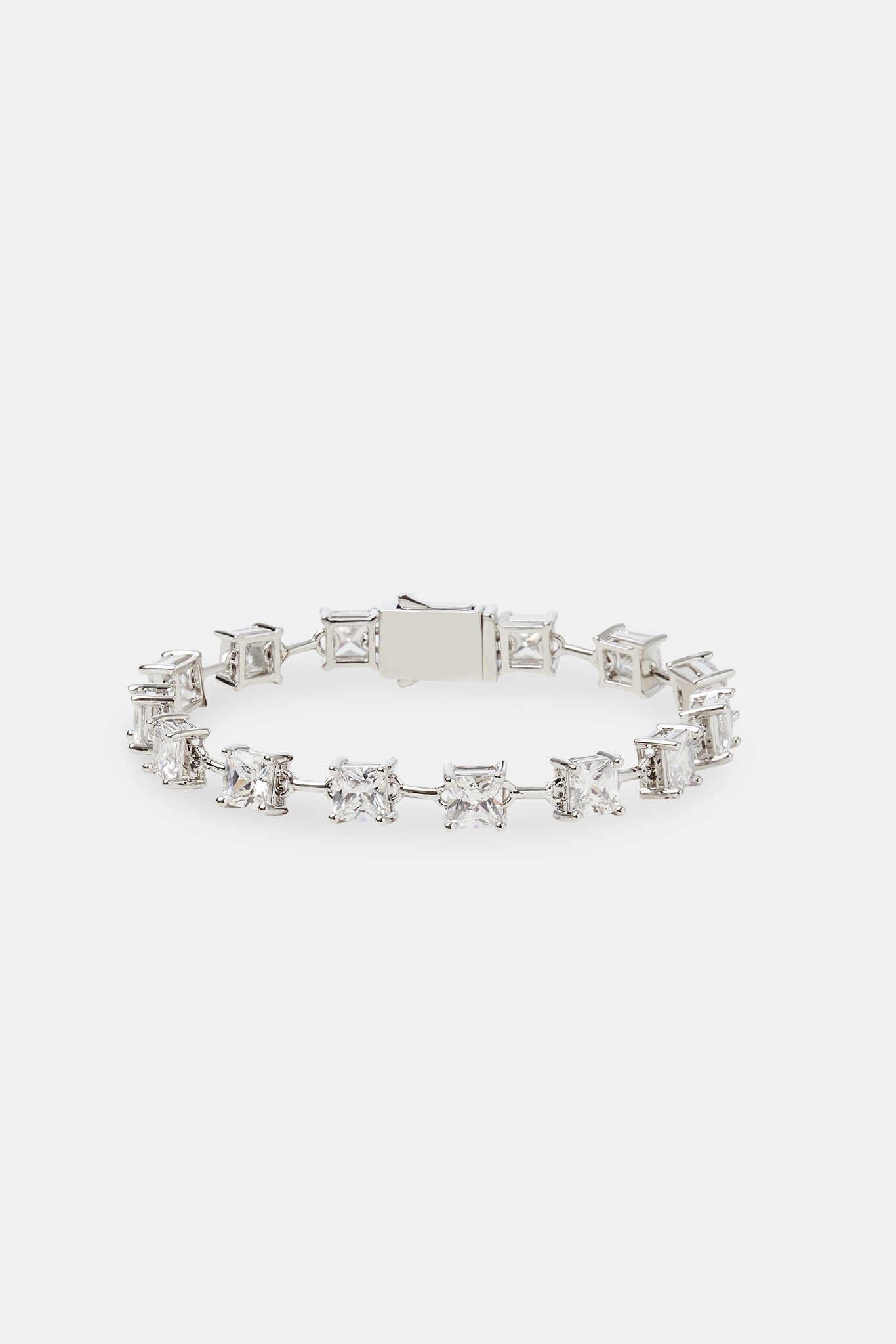 Armband mit quadratisch geschliffenen Eissteinen – 6 mm